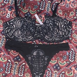 Lace bra and panty set